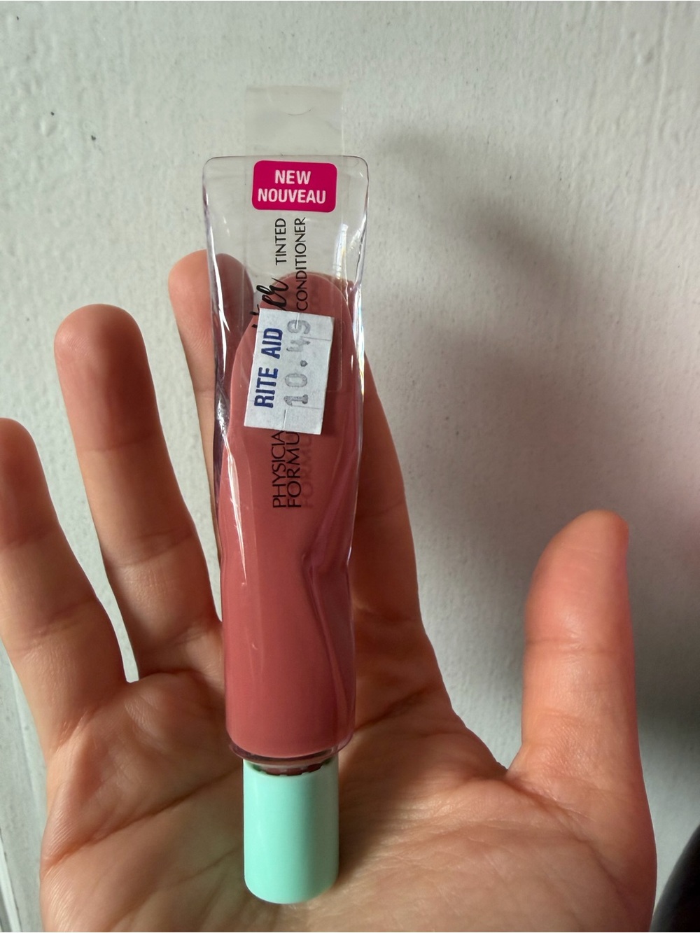 New 10 piece Makeup products (lipstick,primer & eyebrow, Makeup bag & more) - Picture 12 of 16